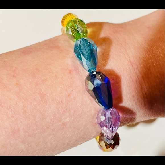 Handmade Artisan Teardrop Crystal Chakra Rainbow Multifaceted Teardrop Crystals - Picture 2 of 2